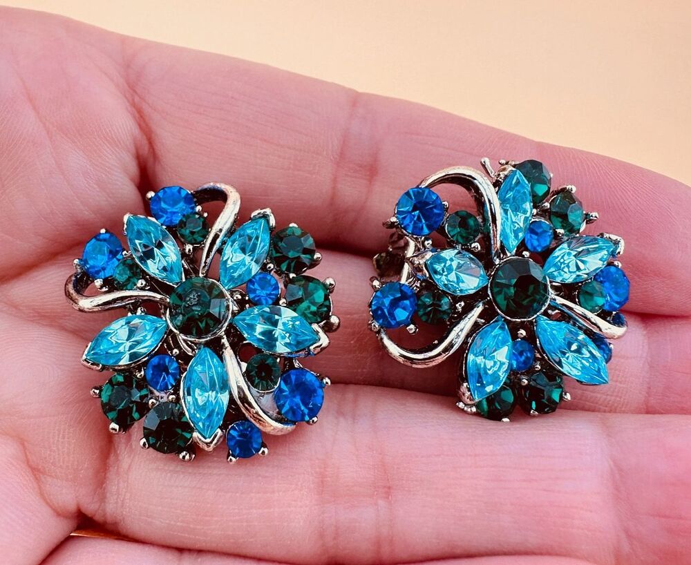 Vintage Rhinestone Earrings Blue Flower Silver Tone Floral Spray Starflower